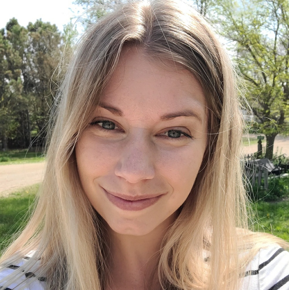 Meet your Posher, Amanda